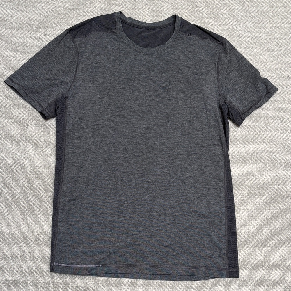 LULULEMON Drysense EasySet Training Short-Sleeve Tshirt in Grey